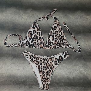 😻😻 ONLY 2 LARGE LEFT LEOPARD PRINT BIKINI